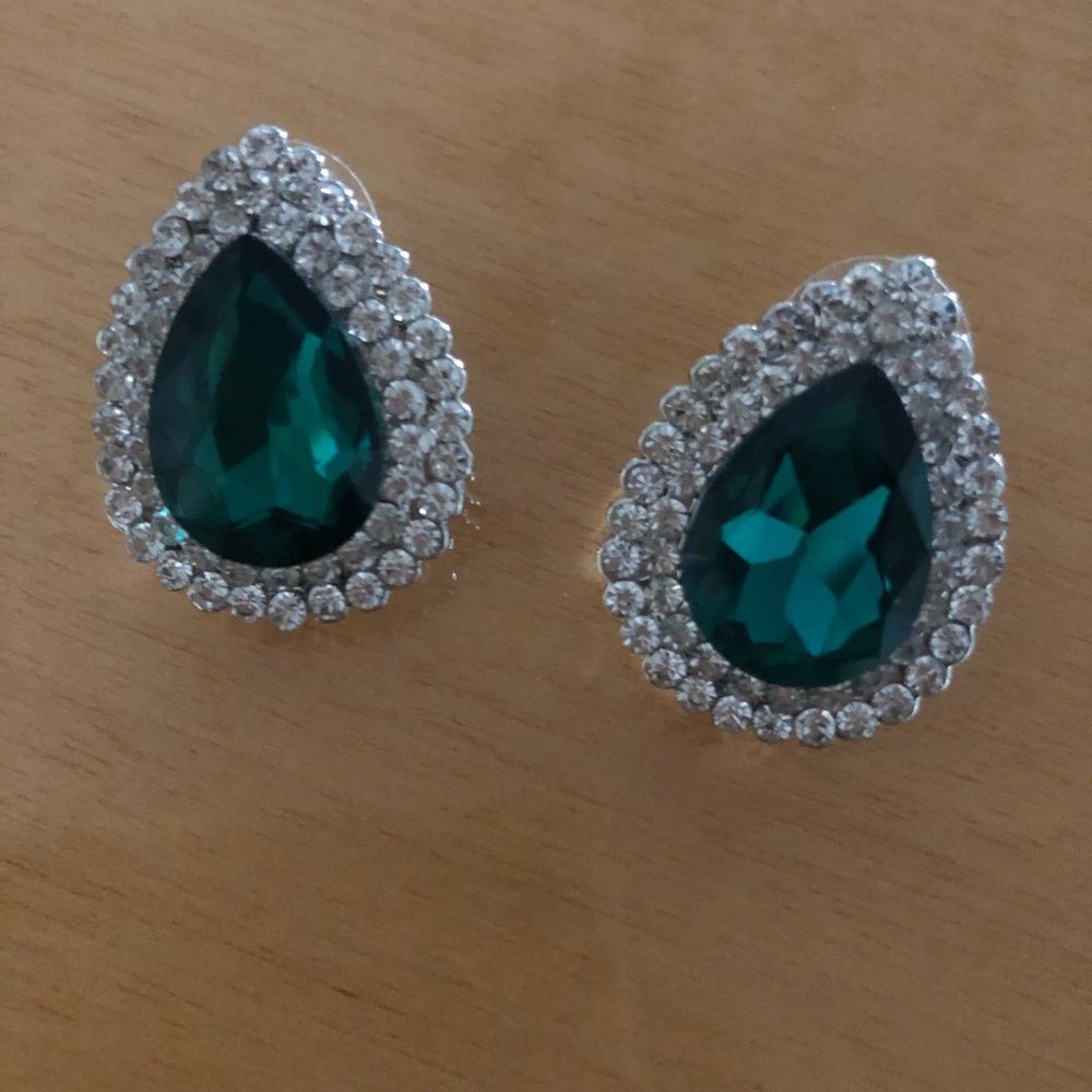 SPECIAL! Any 2 for 20, 3 for 25! Green, silver rhinestone tear drop earrings